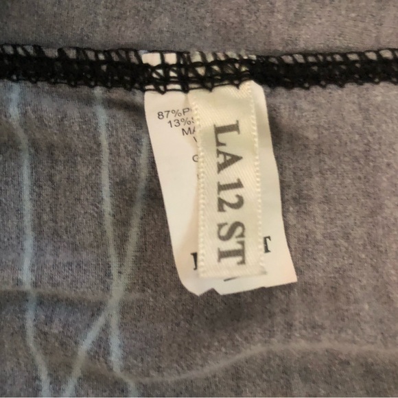 Fun soft leggings by LA 12ST - Picture 3 of 5